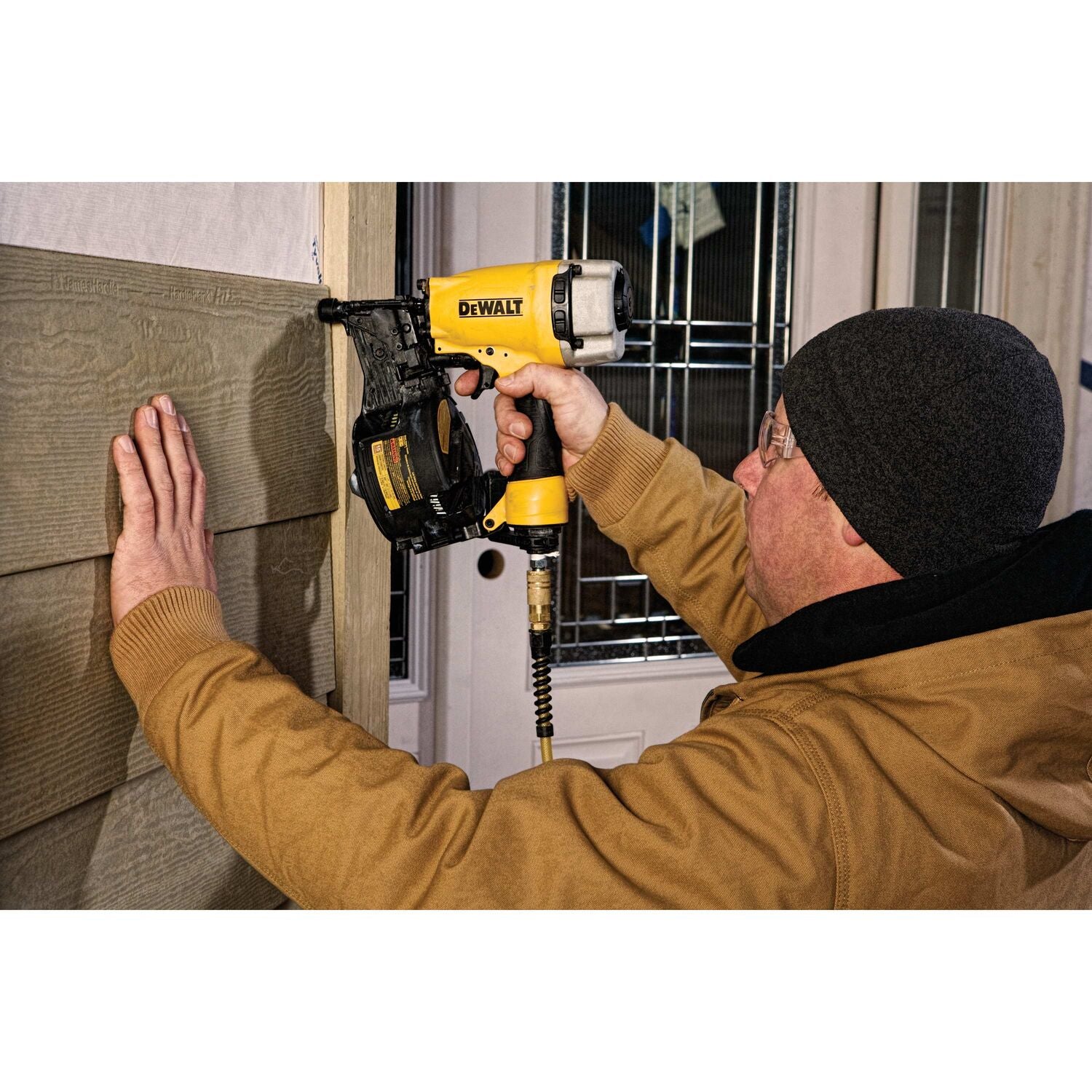 DEWALT 15 Degree Coil Siding and Fencing Nailer